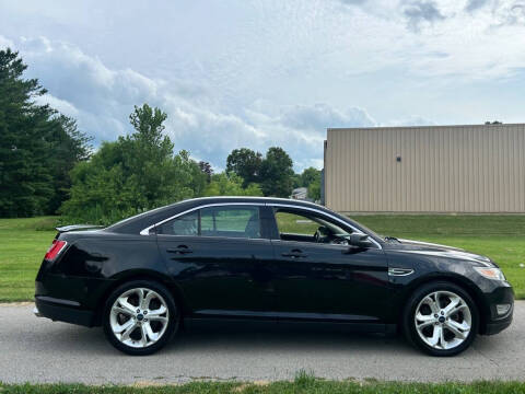 2011 Ford Taurus SHO
