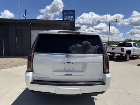2018 Cadillac Escalade ESV Premium Luxury