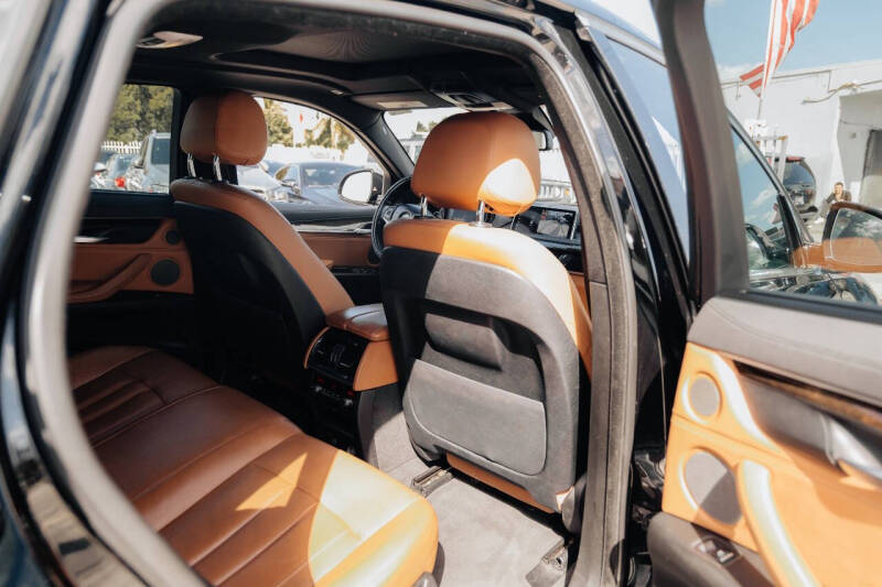 2019 BMW X6 xDrive35i