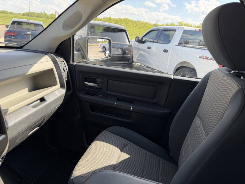 2012 RAM 1500 ST