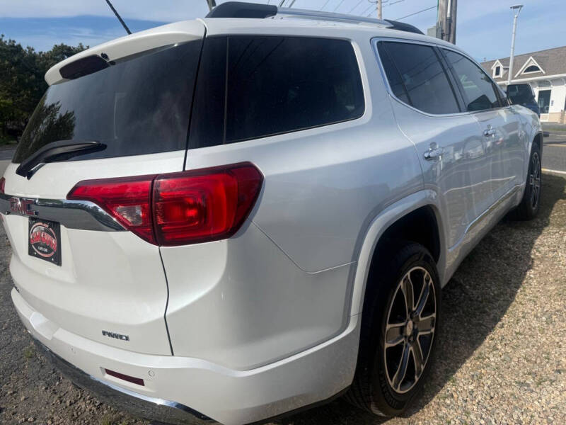 2018 GMC Acadia Denali