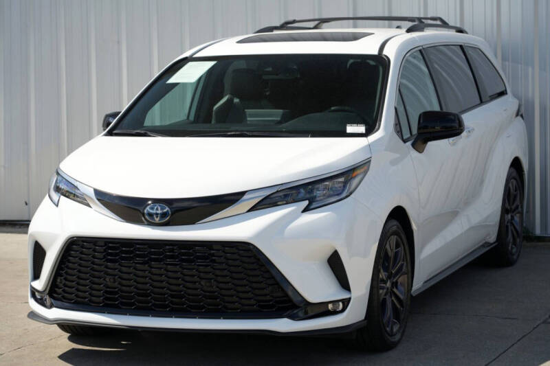 2024 Toyota Sienna XSE 7-Passenger