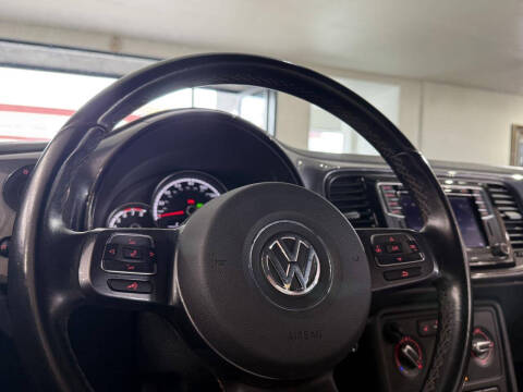 2016 Volkswagen Beetle 1.8T Classic PZEV