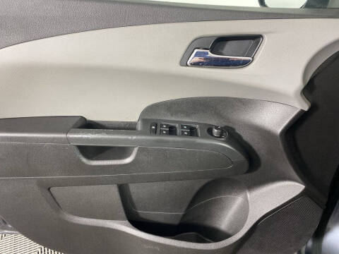 2013 Chevrolet Sonic LT Auto