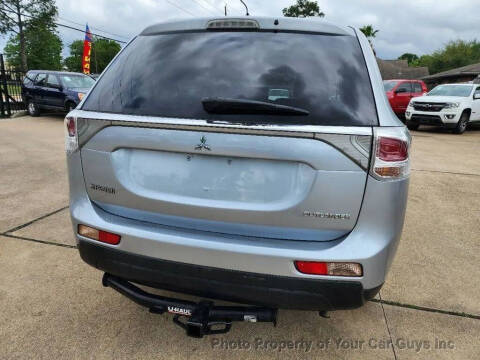 2014 Mitsubishi Outlander ES