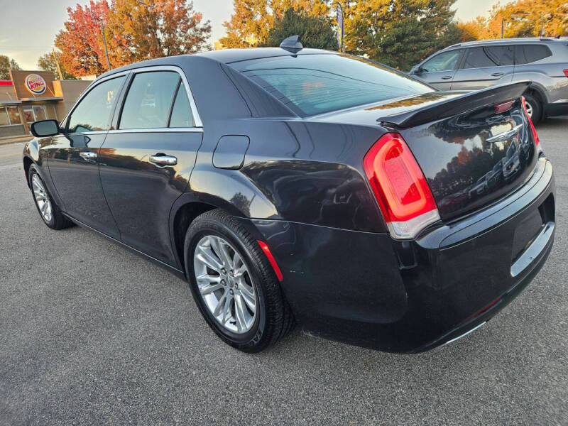 2016 Chrysler 300 C