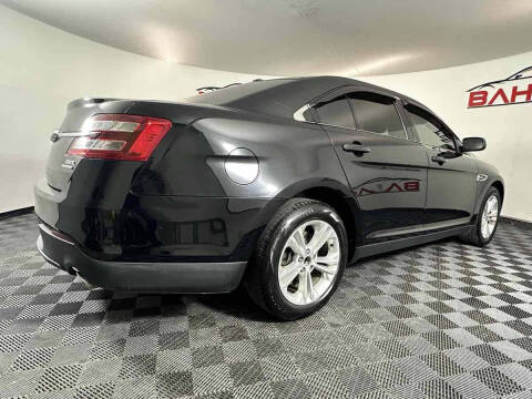 2017 Ford Taurus SEL