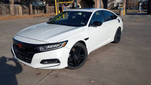 2018 Honda Accord for sale at The Car Guy in Glendale CO