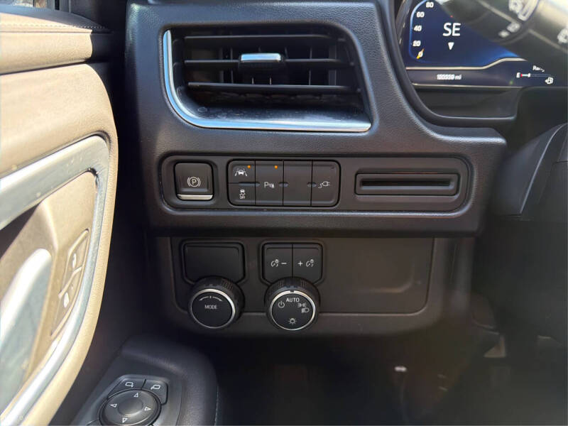 2022 Chevrolet Suburban LT