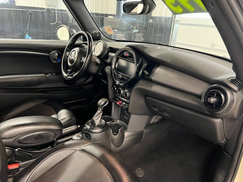 2017 MINI Convertible Cooper