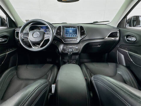 2022 Jeep Cherokee Latitude Lux