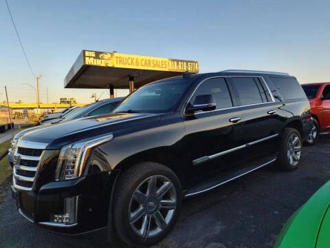 2018 Cadillac Escalade ESV Luxury