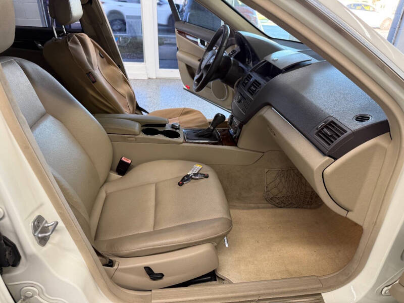 2011 Mercedes-Benz C-Class C 300 Sport