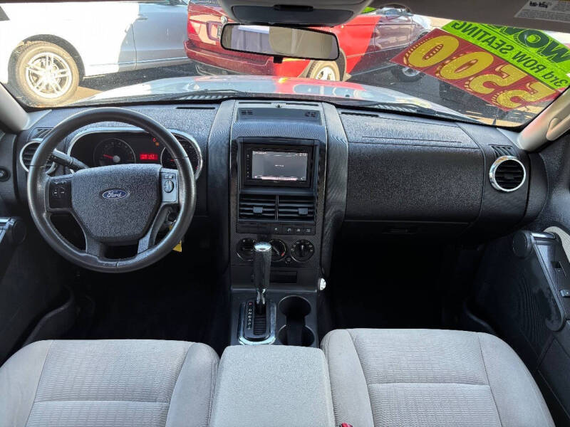 2008 Ford Explorer XLT