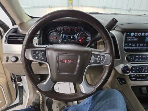 2017 GMC Yukon SLT