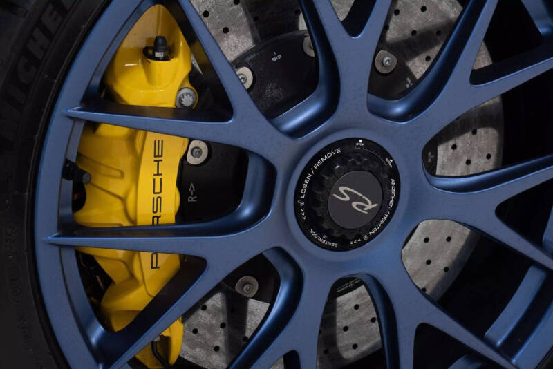 2023 Porsche 718 Cayman GT4 RS