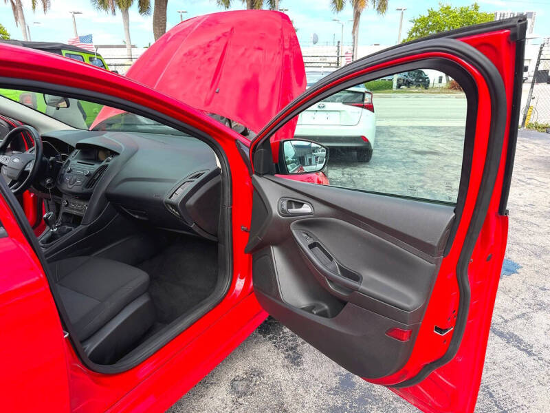 2015 Ford Focus SE