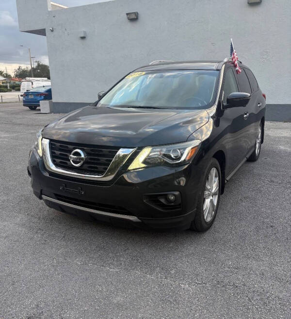 2018 Nissan Pathfinder SL