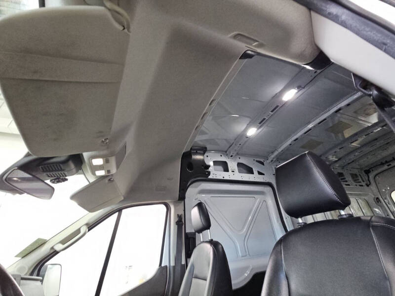 2021 Ford Transit 250