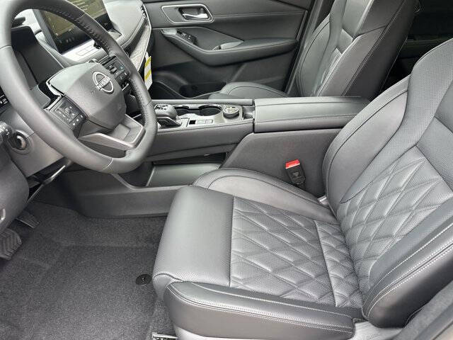 2026 Nissan Rogue Platinum - Photo 10
