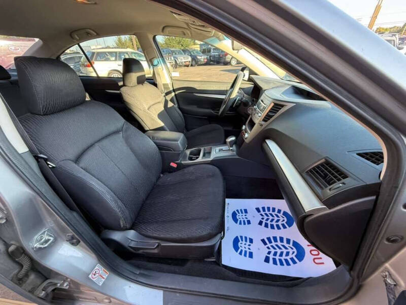 2011 Subaru Legacy 2.5i