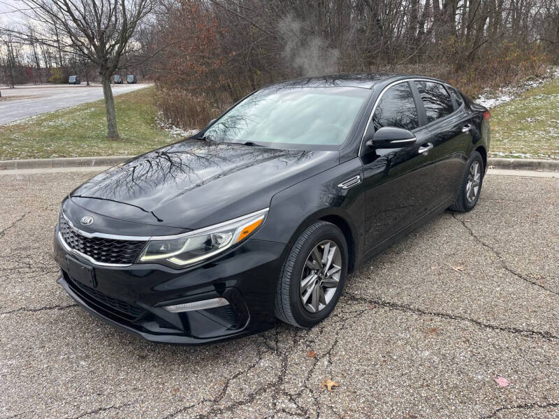 2019 Kia Optima LX photo 2