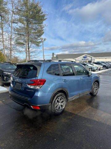 2024 Subaru Forester Premium