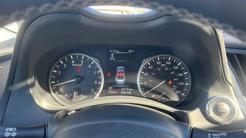 2023 Infiniti Q50 Luxe