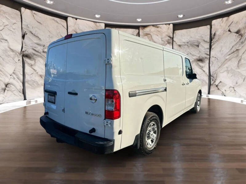 2021 Nissan NV