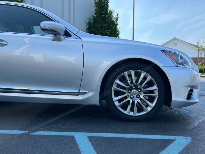 2017 Lexus LS 460