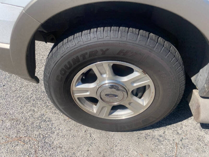 2004 Ford Expedition Eddie Bauer