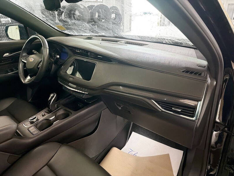 2023 Cadillac XT4 Sport