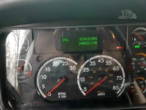 2016 Freightliner M2 106