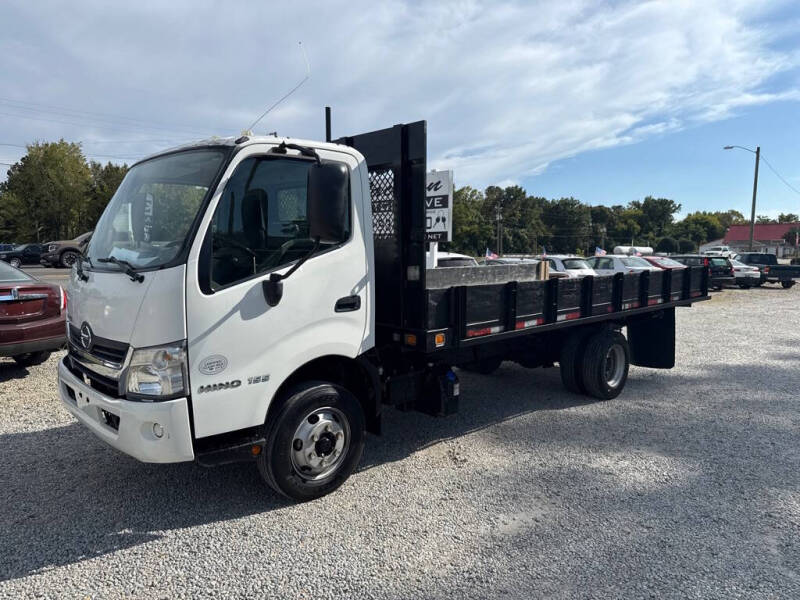 2016 Hino 155