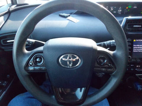 2021 Toyota Prius LE