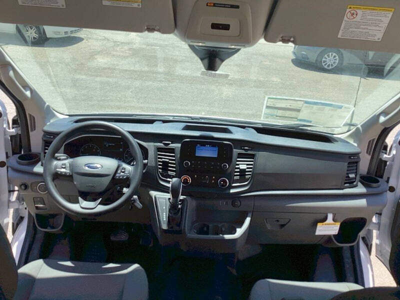 2025 Ford Transit 250