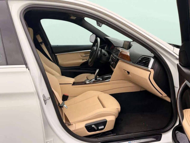 2018 BMW 3 Series 330e iPerformance