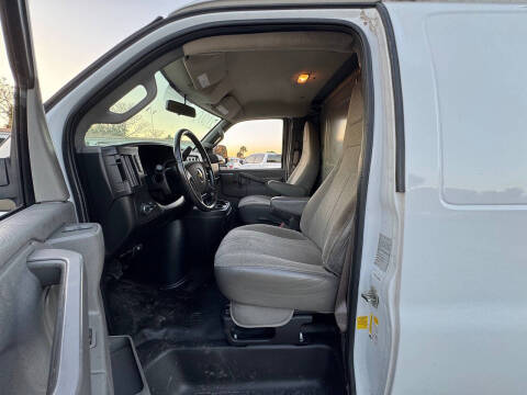 2020 Chevrolet Express 2500