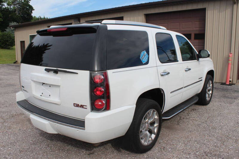 2011 GMC Yukon Denali