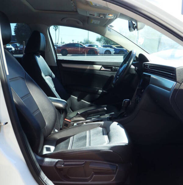 2022 Volkswagen Passat SE