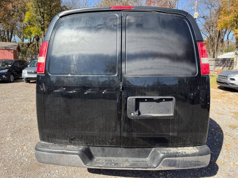 2017 Chevrolet Express 2500