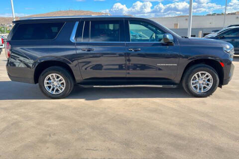 2024 Chevrolet Suburban LT