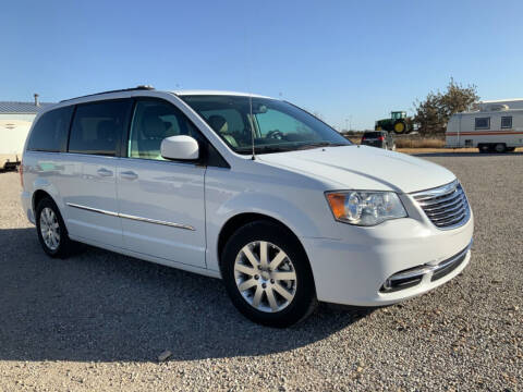 2016 Chrysler Town and Country for sale at Double TT Auto in Montezuma KS