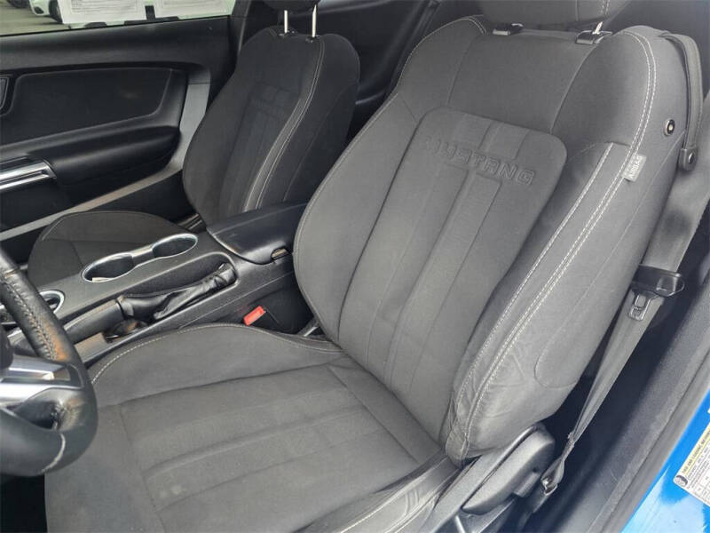 2020 Ford Mustang EcoBoost