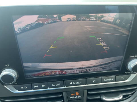 2020 Nissan Altima 2.5 SR