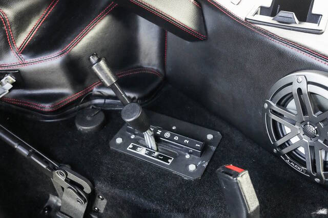 2018 AM General Hummer