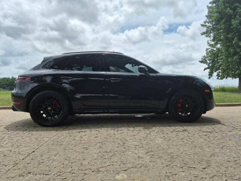 2017 Porsche Macan