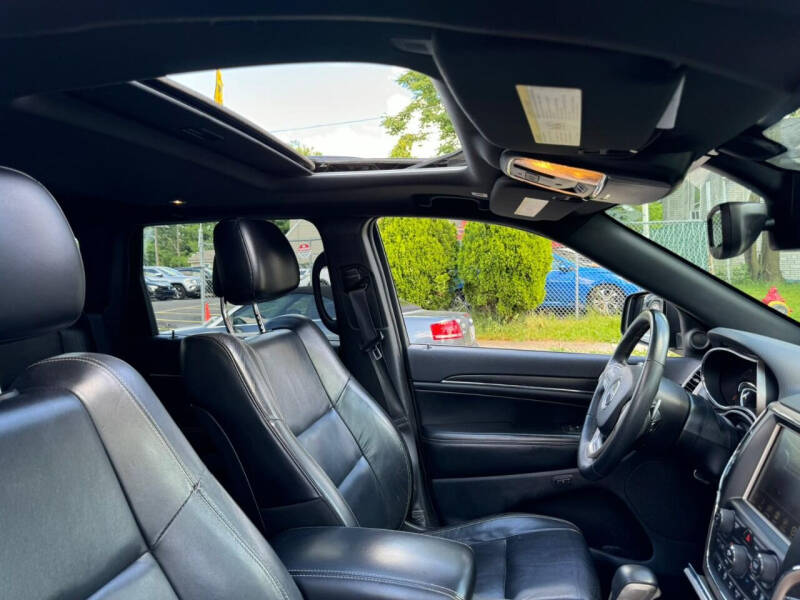 2017 Jeep Grand Cherokee