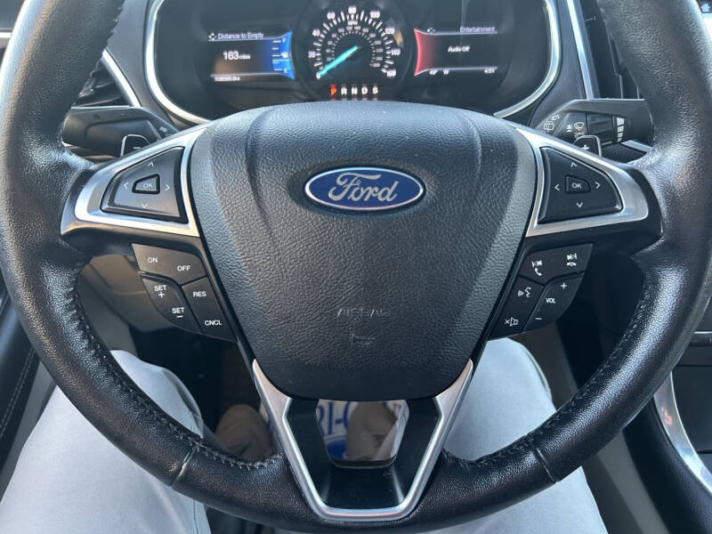 2016 Ford Edge Titanium