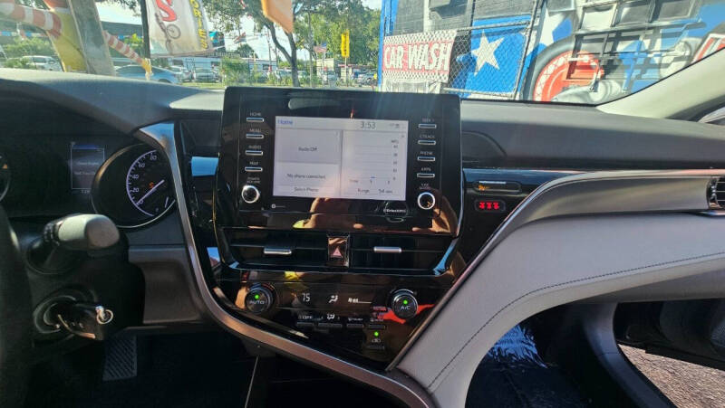 2021 Toyota Camry SE